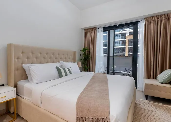 Cozy Studio In Azizi Riviera - Dubai