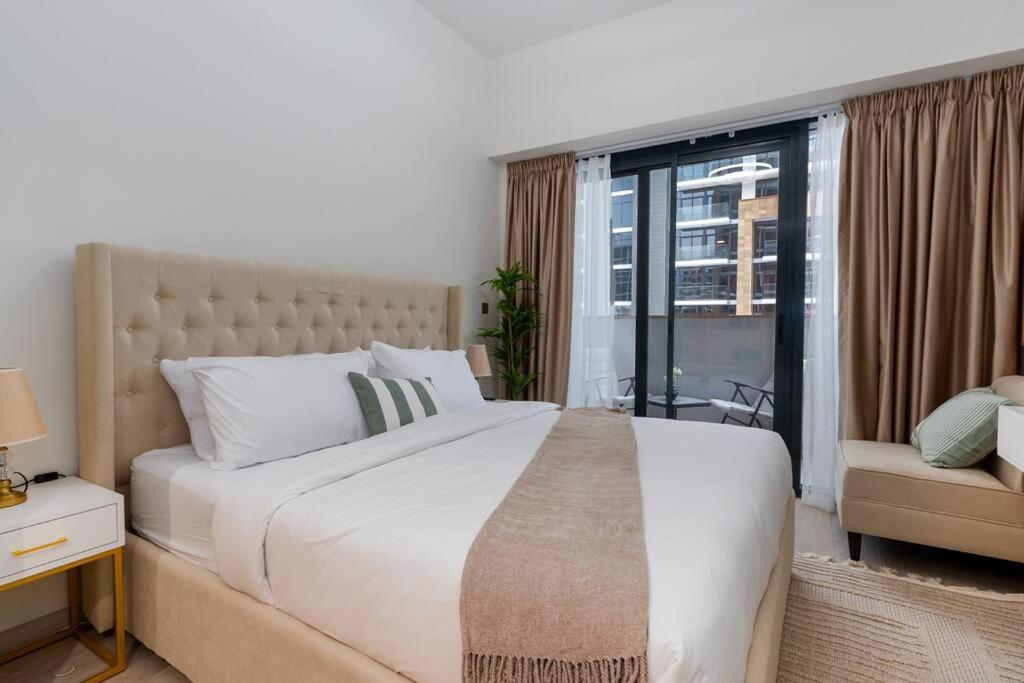 Apartment Cozy In Azizi Riviera - Dubai